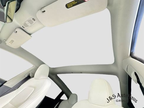 Used 2023 Tesla Model 3 Standard Range RWD image 16