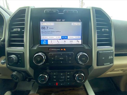 Used 2019 Ford F150 Lariat image 6