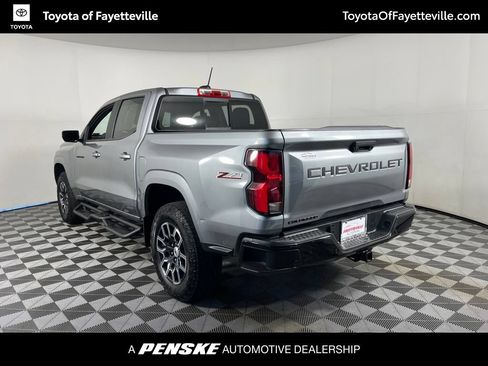 Used 2024 Chevrolet Colorado Z71 w/ Z71 Convenience Package 2 AWD/4WD image 12
