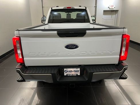 New 2026 Ford F250 XL w/ XL Chrome Package image 5