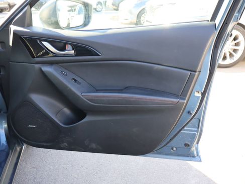 Used 2015 MAZDA MAZDA3 i Grand Touring image 8