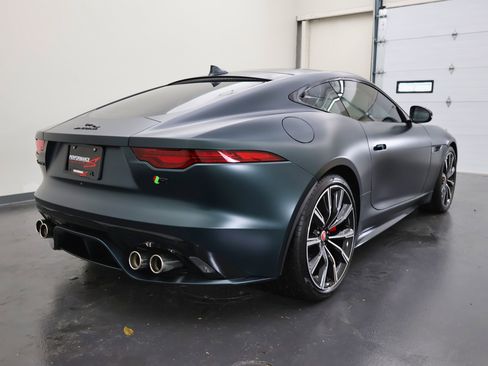 Used 2023 Jaguar F-TYPE R image 3