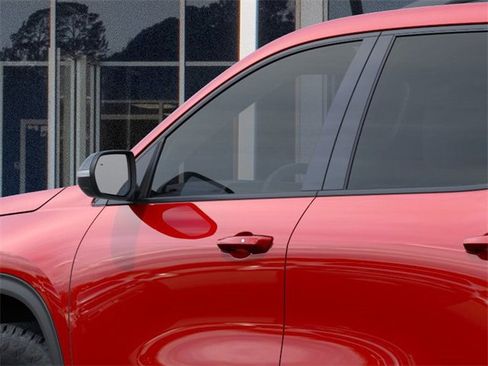 New 2026 Chevrolet Traverse Z71 w/ Enhanced Driving Package image 12