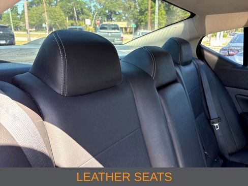Used 2023 Nissan Altima 2.5 SL FWD image 11