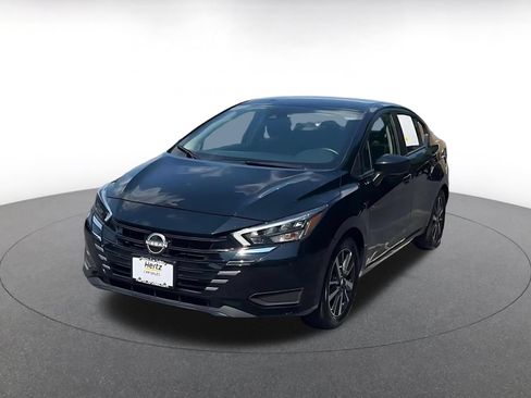 Used 2025 Nissan Versa SV FWD image 7