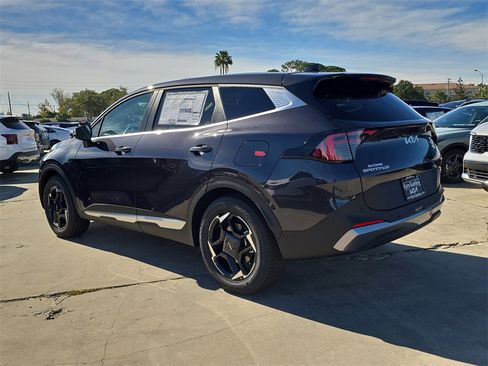 New 2026 Kia Sportage EX image 6