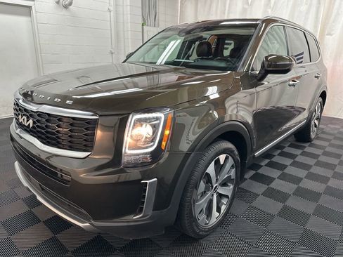 Used 2022 Kia Telluride S AWD/4WD image 5