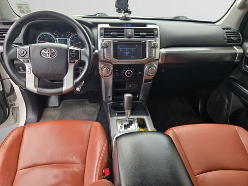 Used 2018 Toyota 4Runner SR5 RWD image 10