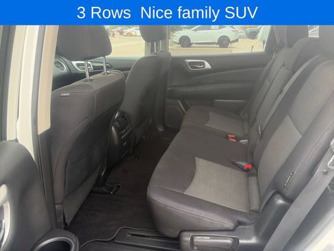 Used 2020 Nissan Pathfinder SV FWD image 23