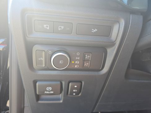 Used 2022 Ford F150 XLT w/ Equipment Group 302A High image 26