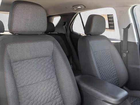 Used 2020 Chevrolet Equinox LT FWD image 30