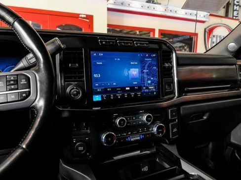 Used 2023 Ford F350 Lariat w/ Lariat Ultimate Package AWD/4WD image 26