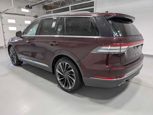 Used 2020 Lincoln Aviator Reserve w/ Equipment Group 202A image 10