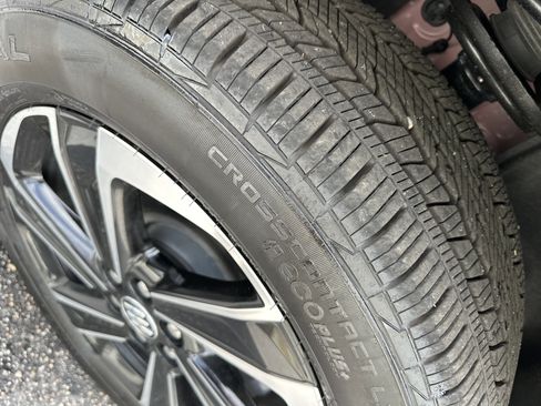 Used 2025 Buick Enclave Sport Touring w/ Super Cruise Package image 7