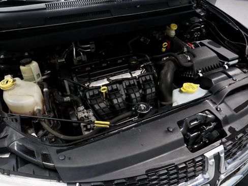 Used 2015 Dodge Journey American Value Package w/ Flexible Seating Group image 14