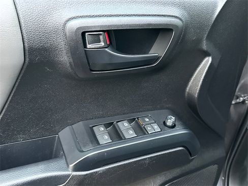 Certified 2023 Toyota Tacoma SR image 17