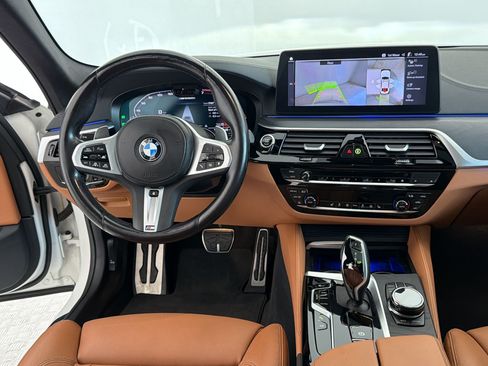 Used 2023 BMW M550i xDrive w/ Executive Package AWD/4WD image 30