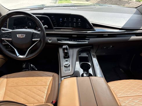 Used 2021 Cadillac Escalade Sport w/ Driver Assist Tech Package AWD/4WD image 29