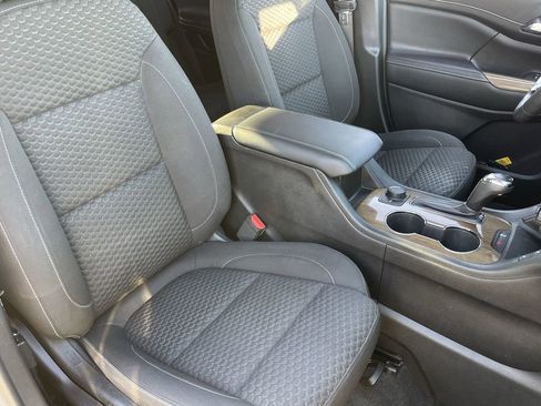 Used 2019 GMC Acadia SLE w/ Driver Alert Package I FWD image 26