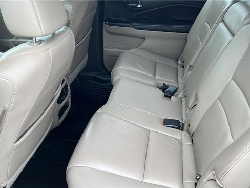 Used 2021 Honda Pilot EX-L image 6