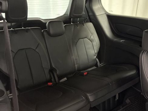 New 2026 Chrysler Voyager LX FWD image 26