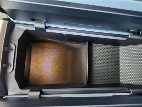 Used 2025 BMW iX xDrive50 image 51