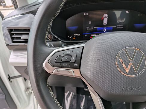 Certified 2023 Volkswagen Taos S FWD image 25