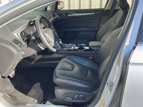 Used 2015 Ford Fusion Titanium image 11
