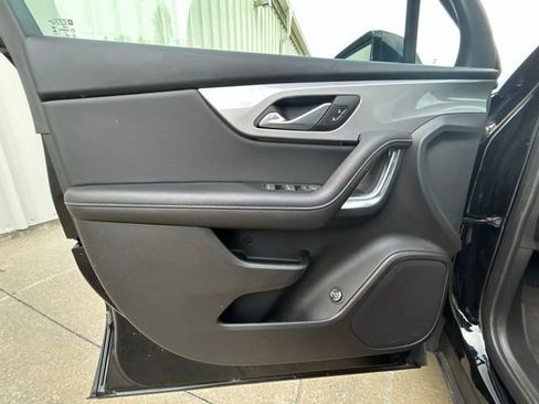 Used 2024 Chevrolet Blazer LT w/ Convenience Package FWD image 15