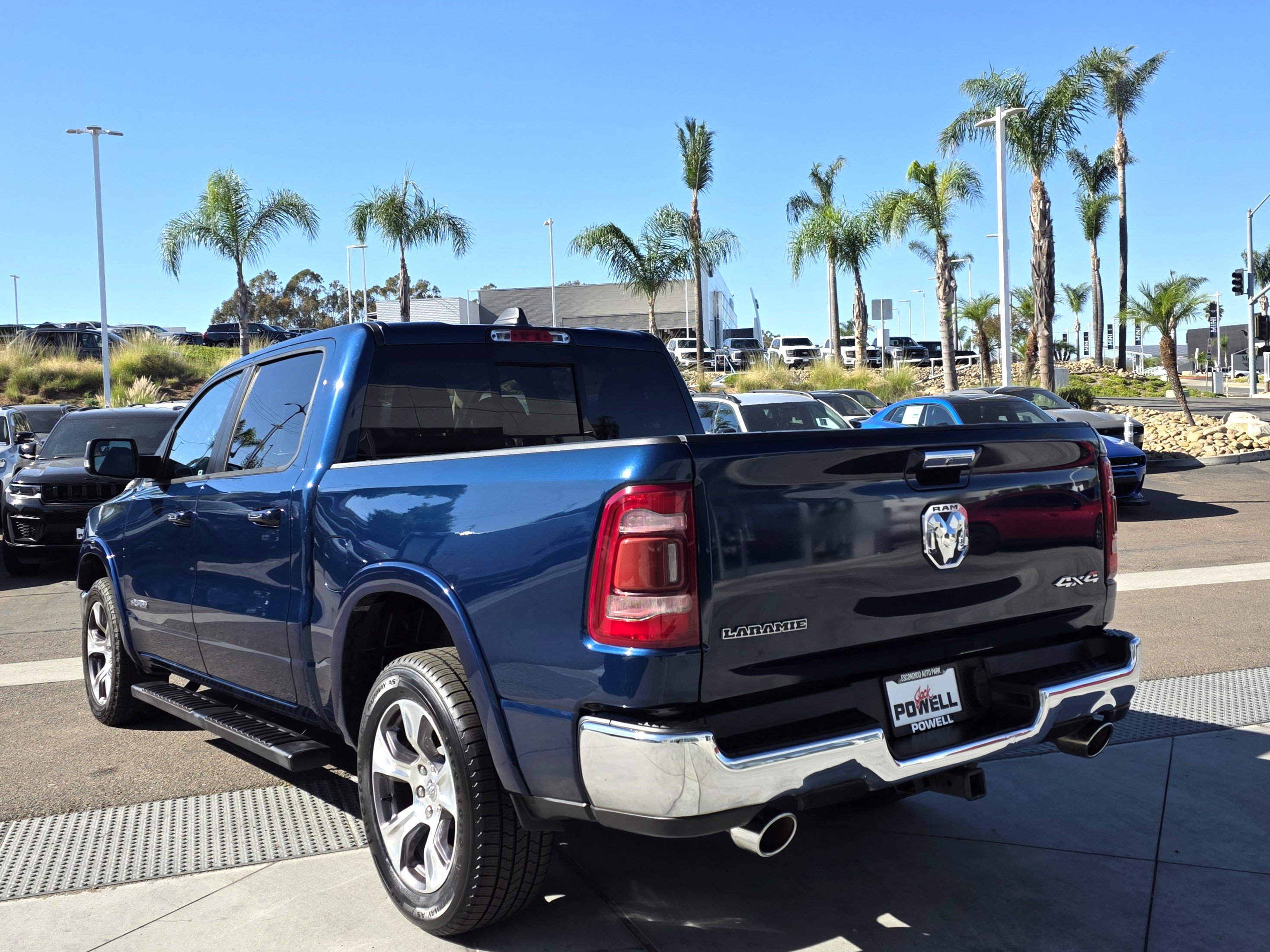 Used 2021 RAM 1500 Laramie AWD/4WD image 3
