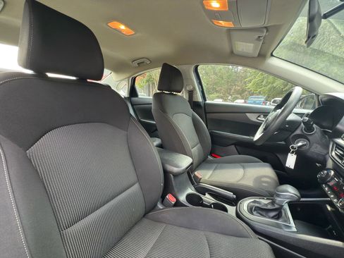 Used 2019 Kia Forte LXS image 31