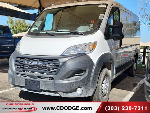 Used 2025 RAM ProMaster 2500 w/ Safety Group FWD image 3