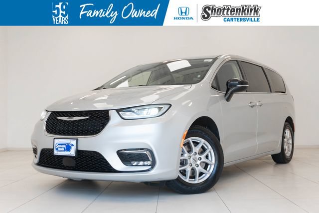 Used 2024 Chrysler Pacifica Touring-L FWD image 1