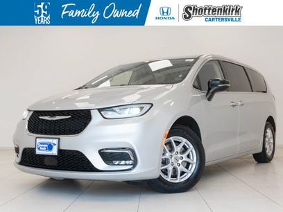 Used 2024 Chrysler Pacifica Touring-L