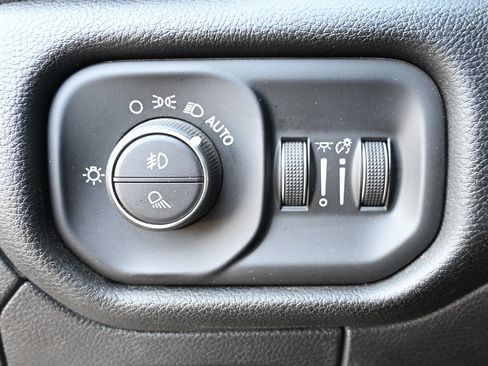 Used 2025 RAM 1500 Big Horn AWD/4WD image 10