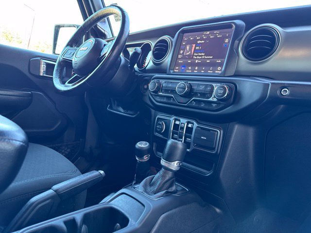 Used 2021 Jeep Wrangler Unlimited Sport AWD/4WD image 28