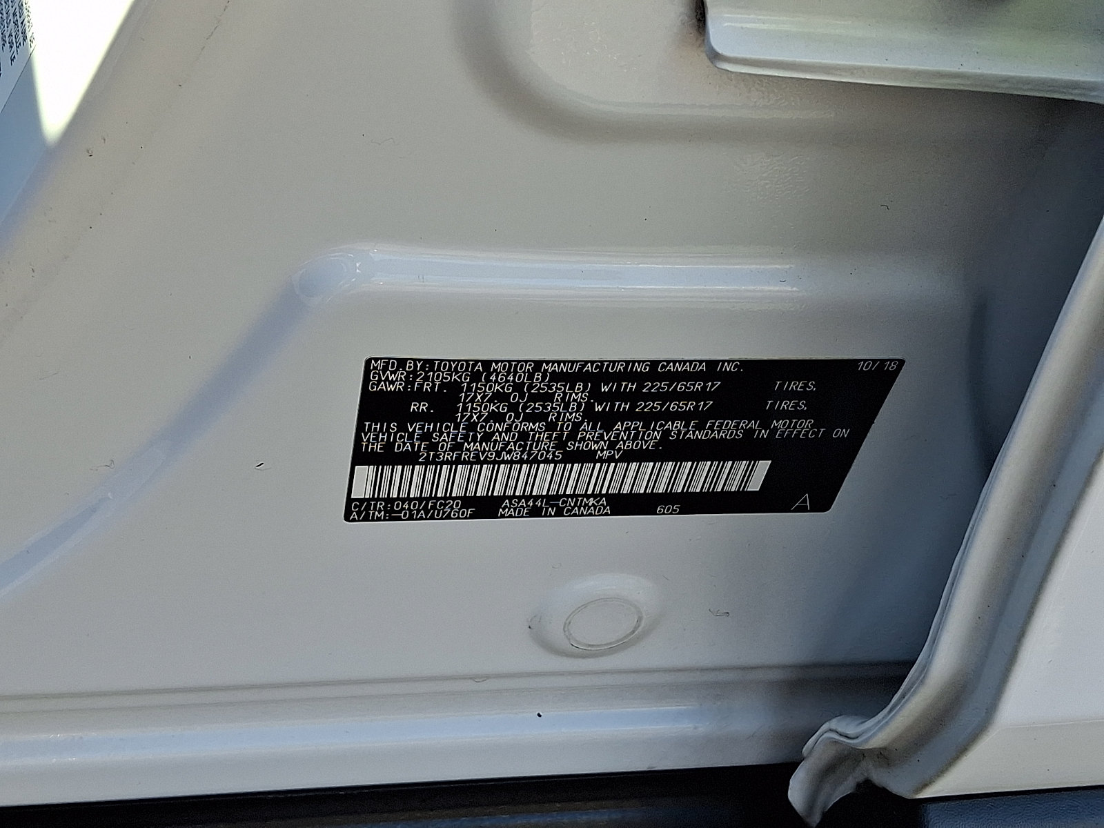 Used 2018 Toyota RAV4 XLE AWD/4WD image 26
