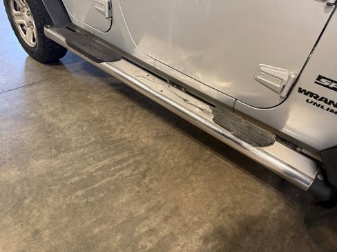 Used 2012 Jeep Wrangler Unlimited Sport AWD/4WD image 6