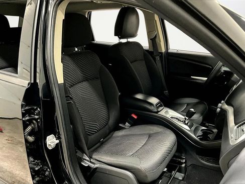 Used 2015 Dodge Journey SXT w/ Flexible Seating Group image 26