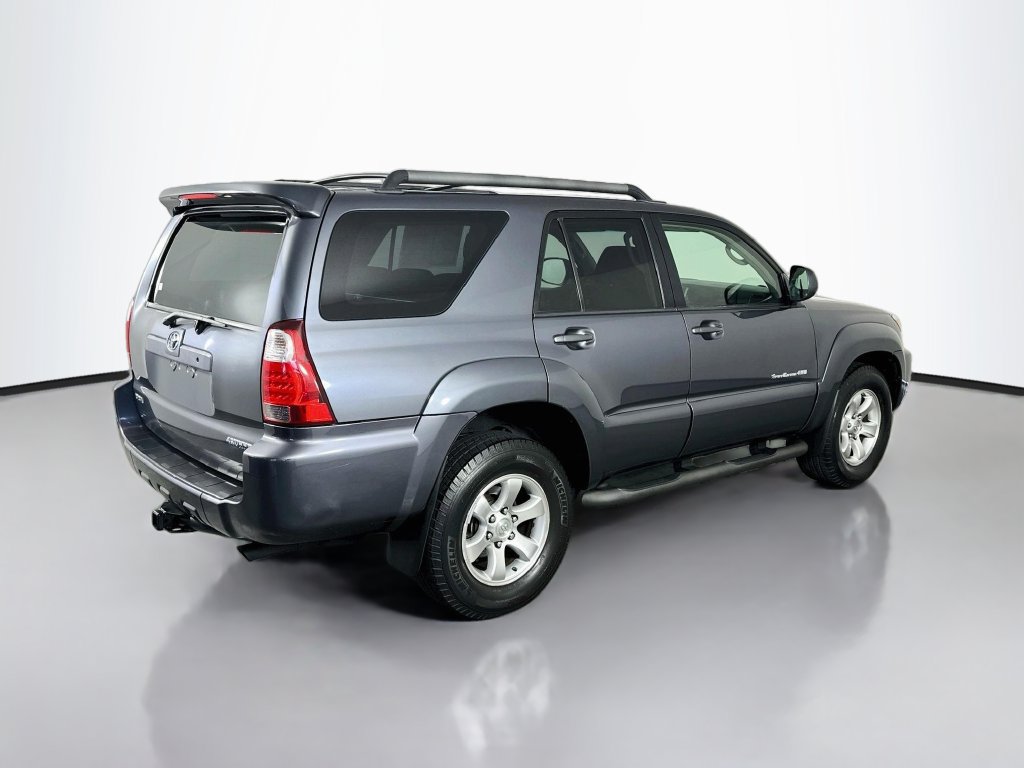 Used 2007 Toyota 4Runner SR5 AWD/4WD image 7
