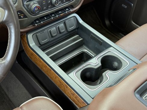 Used 2016 Chevrolet Silverado 1500 High Country w/ High Country Premium Package image 22