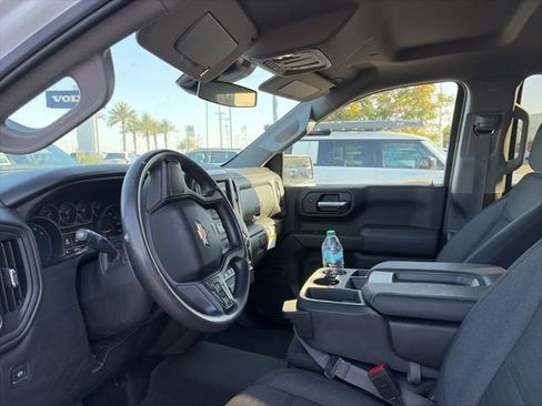 Used 2024 Chevrolet Silverado 1500 Custom image 5