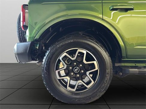 Used 2022 Ford Bronco Outer Banks image 24