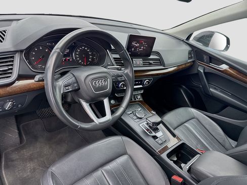 Used 2019 Audi Q5 2.0T Premium w/ Convenience Package image 7