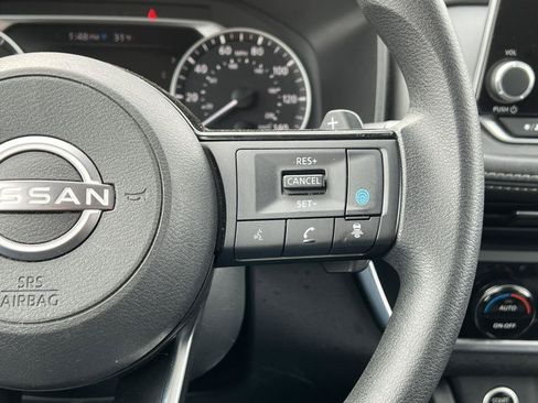 Used 2023 Nissan Rogue SV AWD/4WD image 18