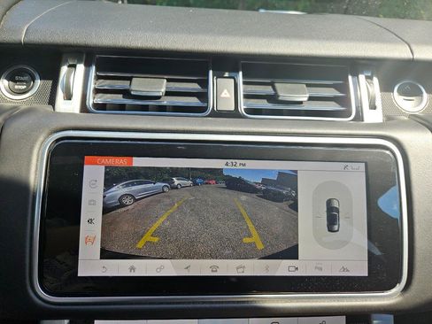 Used 2018 Land Rover Range Rover Supercharged image 17