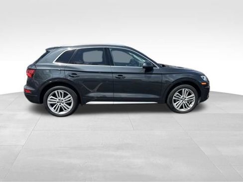 Used 2018 Audi Q5 2.0T Premium Plus w/ Premium Plus Package AWD/4WD image 8
