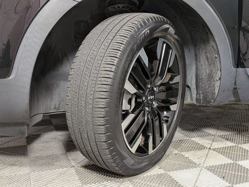 Used 2023 Kia Telluride SX FWD image 10