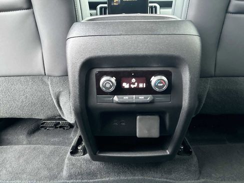 Certified 2025 GMC Acadia Elevation w/ Elevation Premium Package image 21