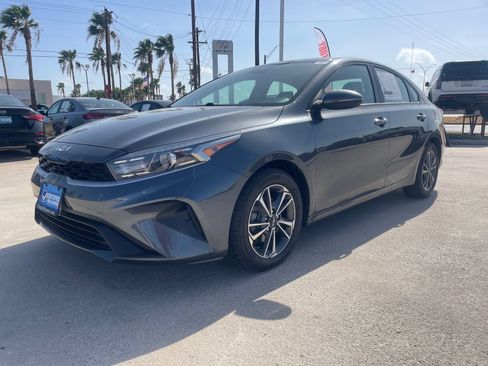 Used 2024 Kia Forte LXS w/ LXS Technology Package FWD image 1